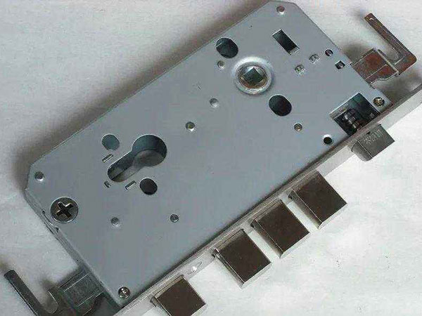 海淀24小时上门开锁公司